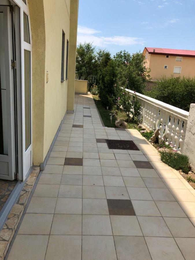 Apartmani Gabi Cesarica Exterior foto