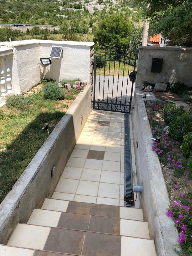 Apartmani Gabi Cesarica Exterior foto